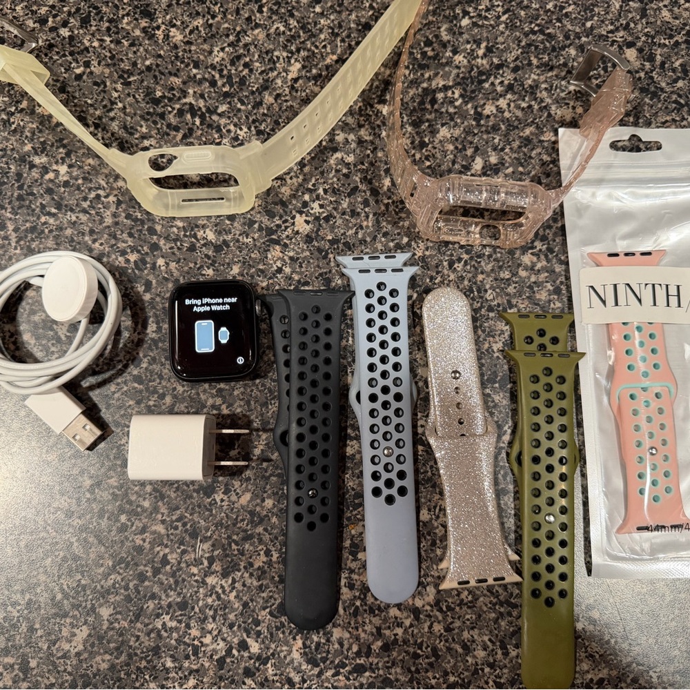 Nike Apple Watch Series 6 44MM with Multiple Silicone Bands - Black & Gray